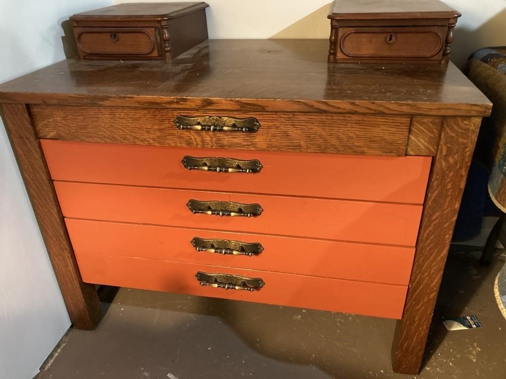 Pratt Antique furniture