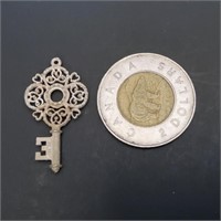Pendentif clef ancienne en argent 925