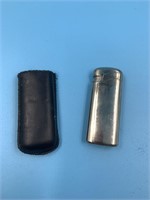 Lighter with leather case                (I 99)