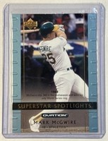 2002 Upper Deck Ovation #116 Mark McGwire SS!