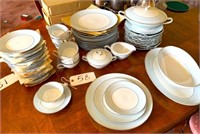 Noritake Laurent China-12 Settings