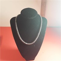 Black Pearl necklace lot 57
