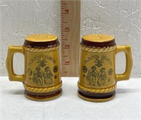 PA Dutch Country Salt & Pepper Shakers
