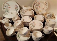 Set of ballerina China thistle pattern