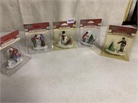 5 LEMAX PORCELAIN FIGURES IN PACKS