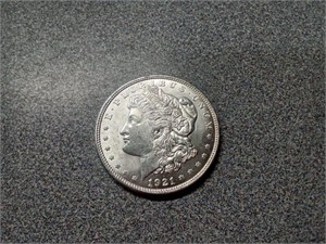 1921 Morgan silver dollar coin.