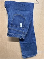 size 10 Lee women jeans