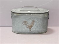 Metal Rooster Basket with Lid