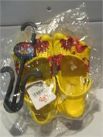 NEW KIDS IRON MAN SHOE WITH TOES SIZE10- TOODLER