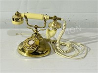 vintage rotary dial phone