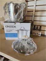 NEW Oneida Stock Pot - 8qt