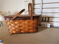 Wicker Picnic Basket with Lid