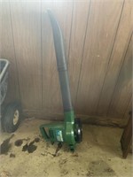 WeedEater leaf blower