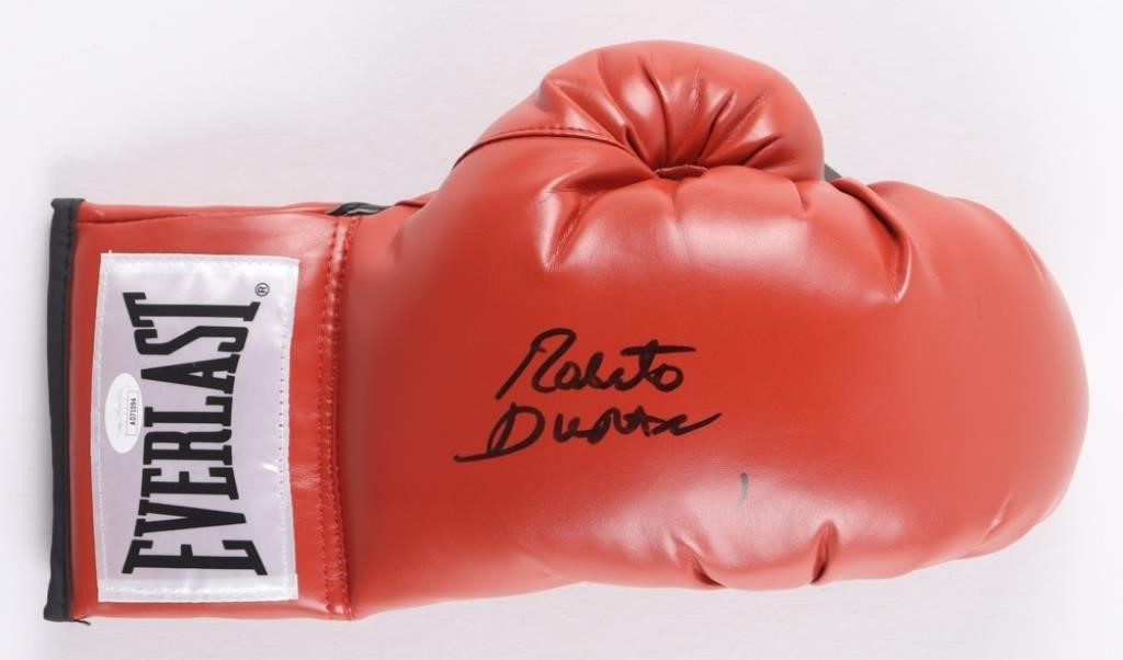 Roberto Duran Signed Everlast Boxing Glove (JSA)