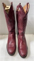 Size 12 EE brown, berry cowboy boot