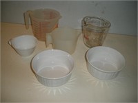 Measuring Cups & Corningware Bowls