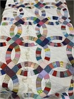 DOUBLE WEDDING RING QUILT