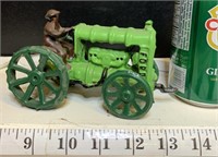 Cast tractor Ford