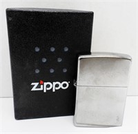 2015 SEALED CLASSIC ZIPPO LIGHTER