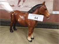 LARGE VINTAGE CAST IRON HORSE
