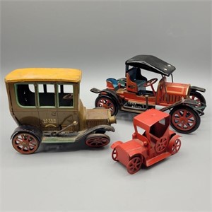 3- TIN TOY CARS LEVER ACTION 
JAPAN MARK MODERN