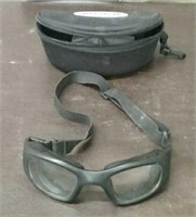 AOSafety Glasses With Strap & Case