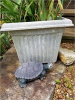 Square Pot 15" and Turtle