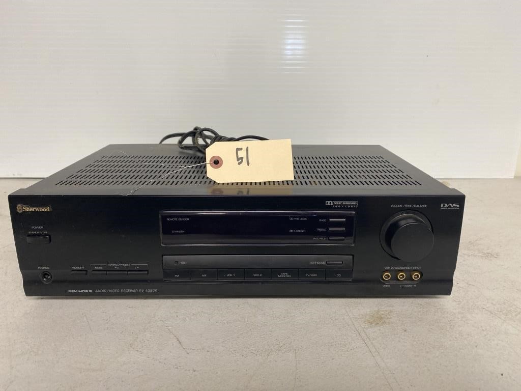 Sherwood audio/video receiver RV-4050R (works)