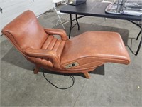 Retro orange contour chair