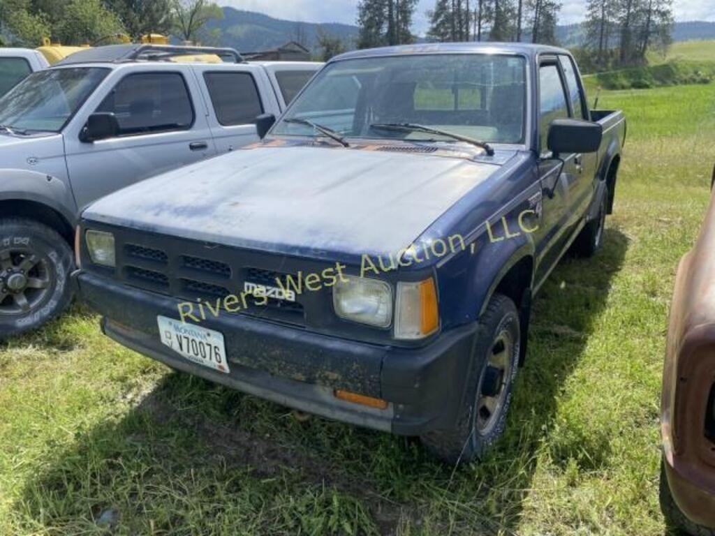 1990 Mazda B2600i