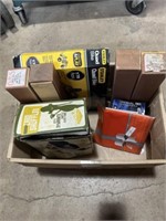 Lot with card shuffler, 3D puzzle, and more