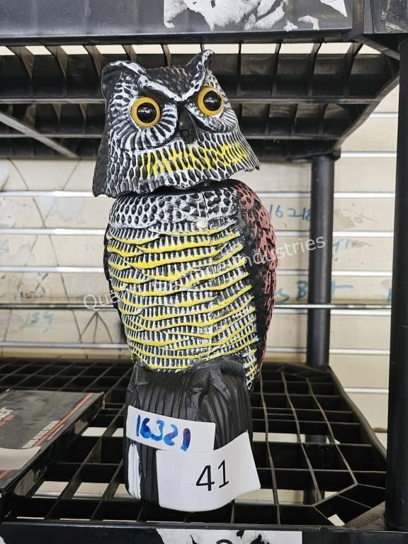 guardian owl statue