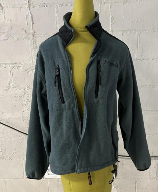 Vintage ll bean jacket women’s small