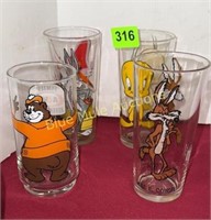 4 character glasses