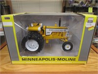 minneapolis moline G940 diecast toy tractor w/box