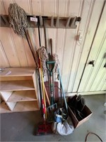 LOT OF GARDENING TOOLS AND UTENSILS