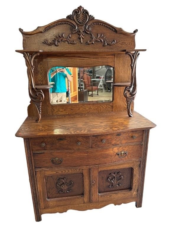 ANTIQUE OAK CARVED BUFFET WITH MIRROR