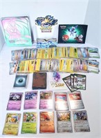 plus 250 cartes Pokemon et carte hologramme