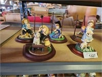 5 Vintage  Figures from Amish Heritage Collection