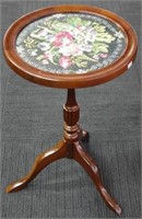 Tapestry round lamp table