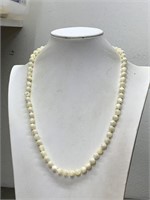 PRETTY MOTHER OF PEARL NECKLACE