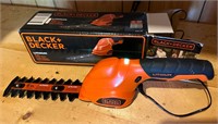 Black & Decker Lithium Battery Garden Shears