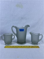 Gray pitcher set