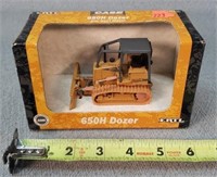 1/50 Case 650H Dozer