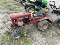 Wheel Horse Lawn Tractor with Deck
