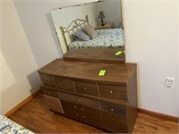 dresser with mirror