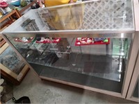 4' Lighted Display Cabinet - Read Details