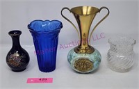(4) Vases