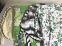 Lot of 4 Vintage Aprons - See all Pics