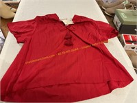 Knox Rose, women’s red shirt size L